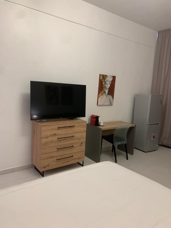 Chez Rima // Studio Tres Chaleureux F1 // Tres Bien Situe Dakar Eksteriør bilde